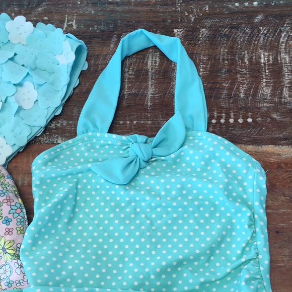 Two toddler swimsuits and cap - Picture 3 of 8